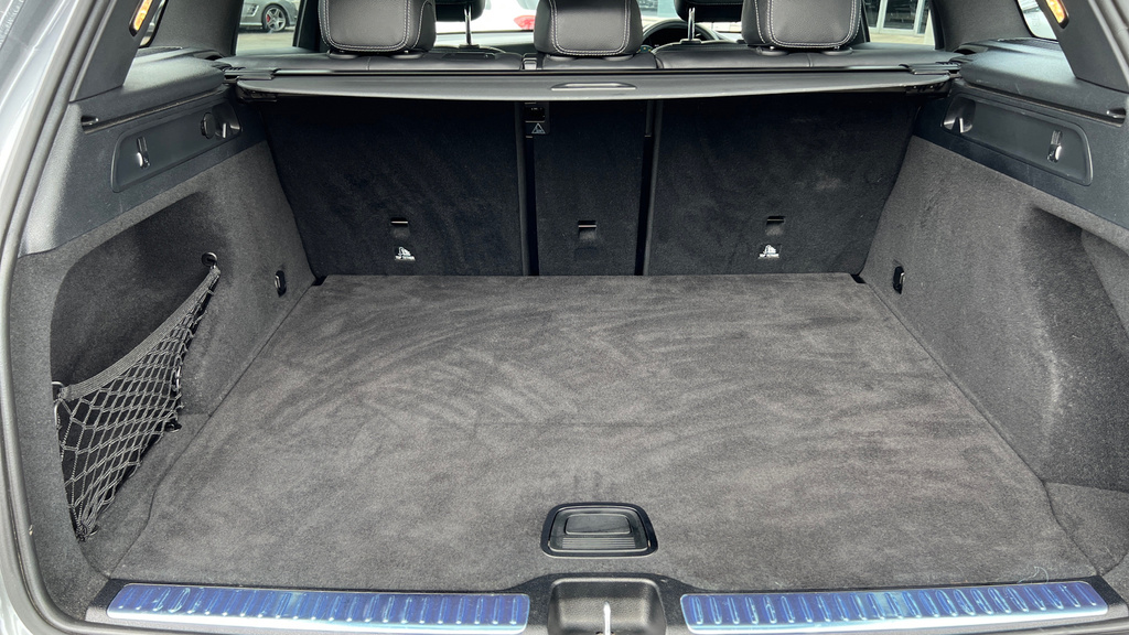 Mercedes-Benz GLC Class Glc220d Amg Line Premium Black #21