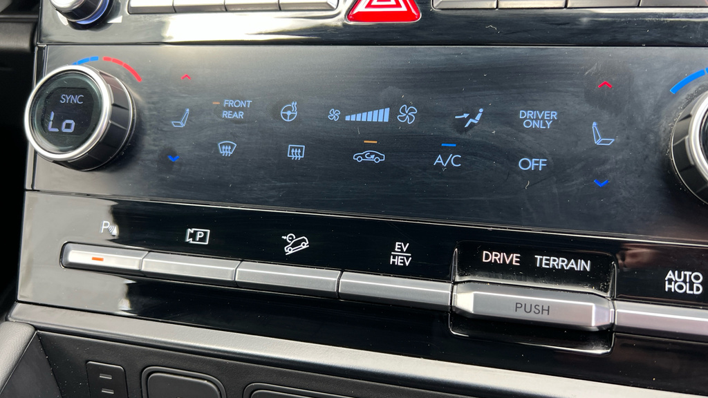 Hyundai Santa Fe Calligraphy Blue #26