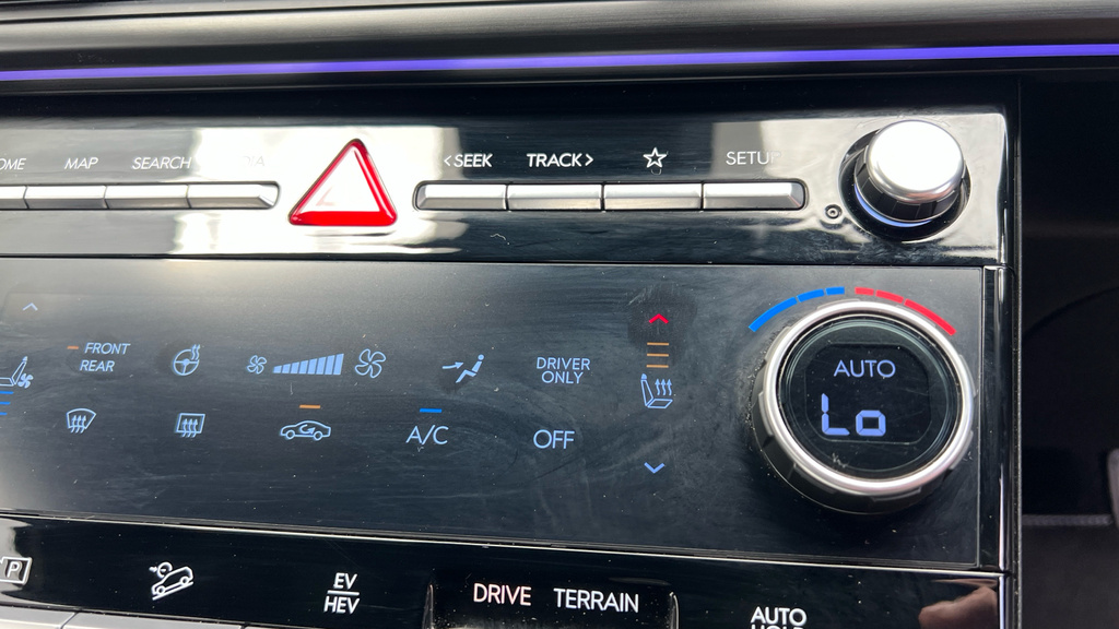 Hyundai Santa Fe Calligraphy Blue #29