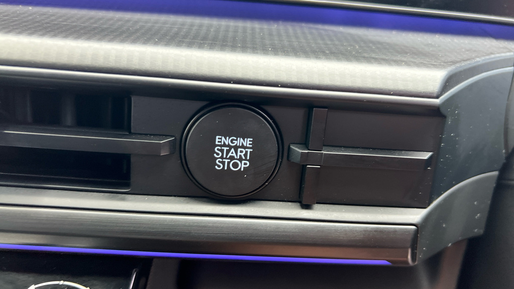 Hyundai Santa Fe Calligraphy Blue #22