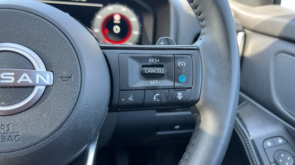 Nissan X-Trail Tekna Blue #25