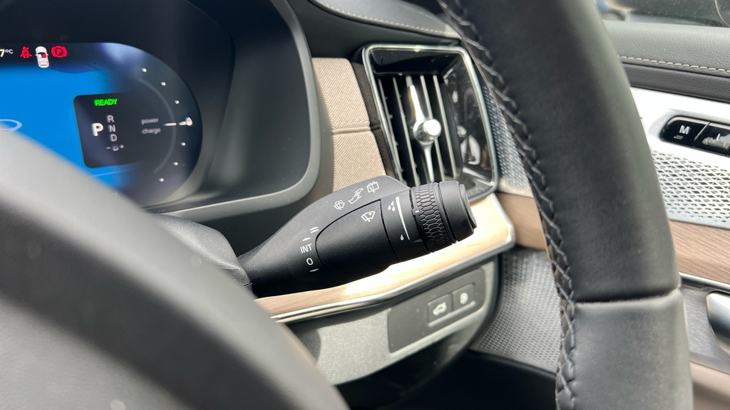 Volvo XC90 2.0 B5p Plus Dark Awd Geartronic Black #31