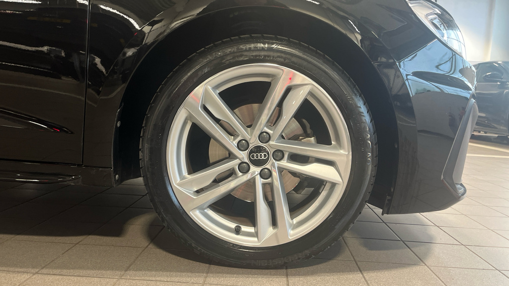Audi A1 35 Tfsi Black Edition S Tronic 2022 Grey #17