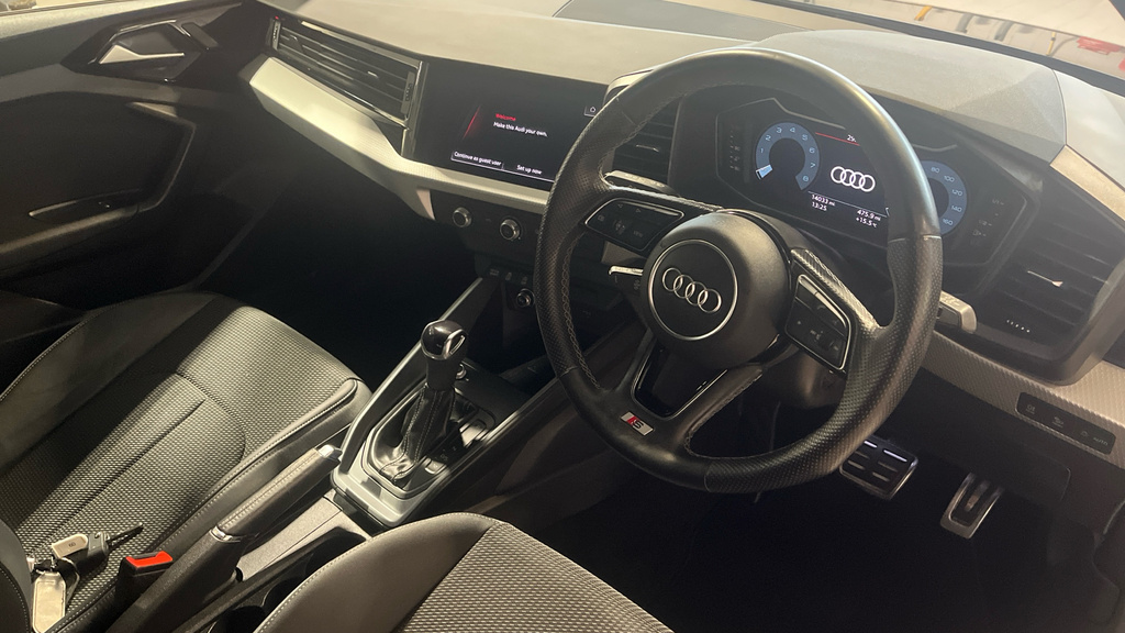 Audi A1 35 Tfsi Black Edition S Tronic 2022 Grey #9