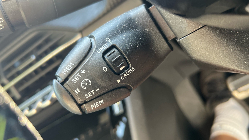 Peugeot e-208 208 Gt Line Ev Grey #15