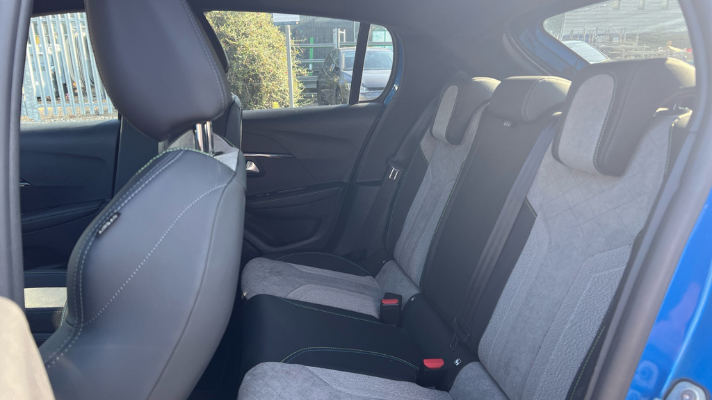 Peugeot e-208 208 Gt Line Ev Grey #24
