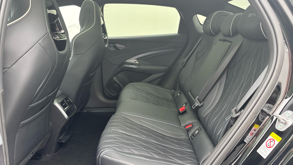 Byd Seal 82.5Kwh Design Saloon 312 Ps Black #30