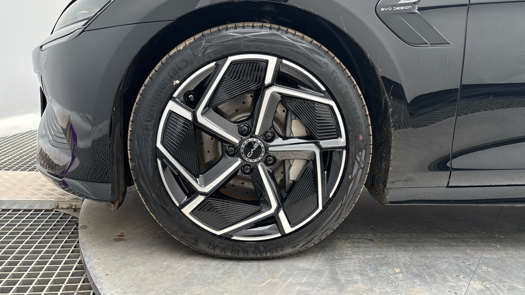 Byd Seal 82.5Kwh Design Saloon 312 Ps Black #37