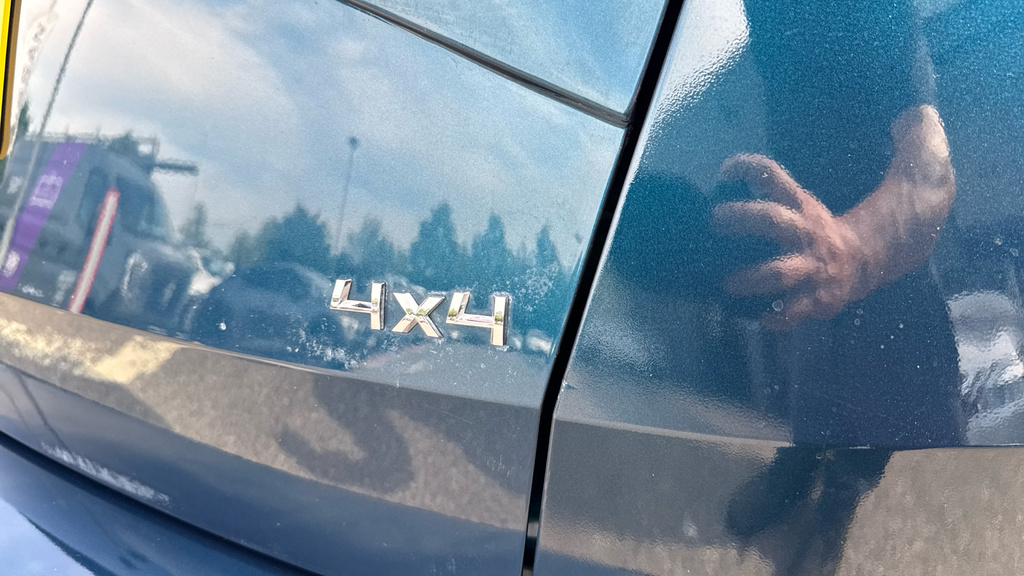 Skoda Karoq Se L Tsi Blue #36