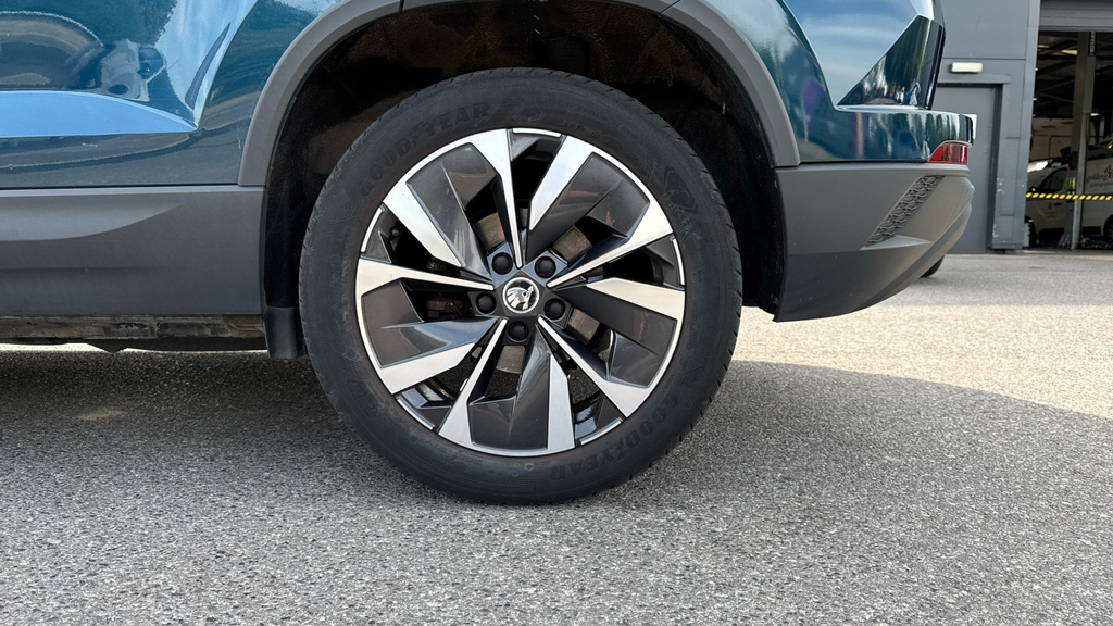 Skoda Karoq Se L Tsi Blue #18