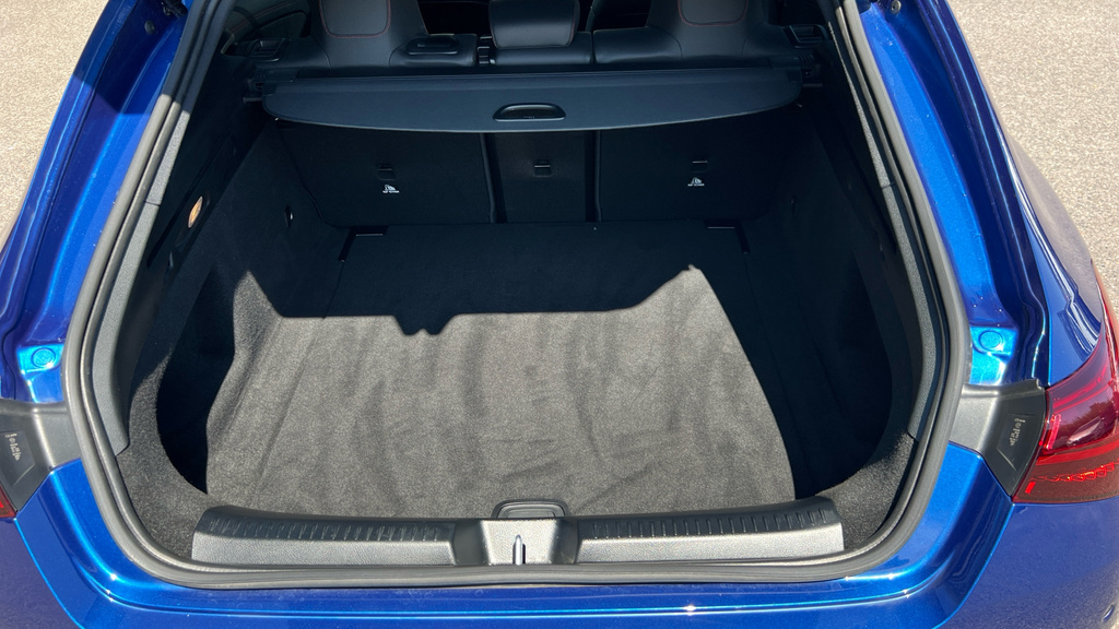 Mercedes-Benz CLA Class 180 Amg Line Premium Tip Black #23
