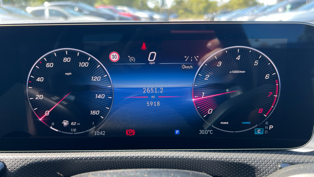 Mercedes-Benz CLA Class 180 Amg Line Premium Tip Black #21