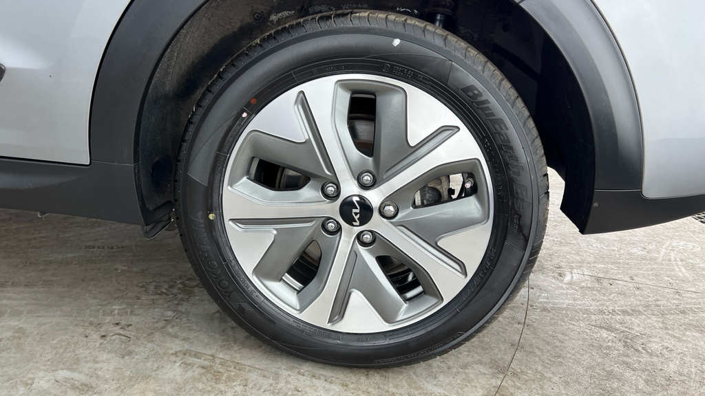 Kia e-Niro 64Kwh 4 Suv 201 Bhp Black #23
