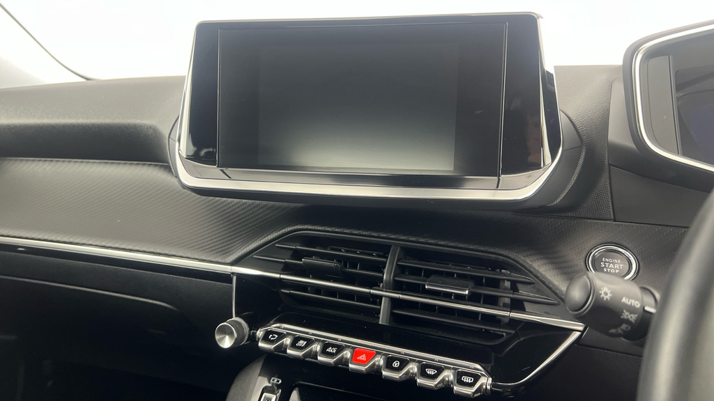 Peugeot e-2008 50Kwh Gt Premium Orange #17