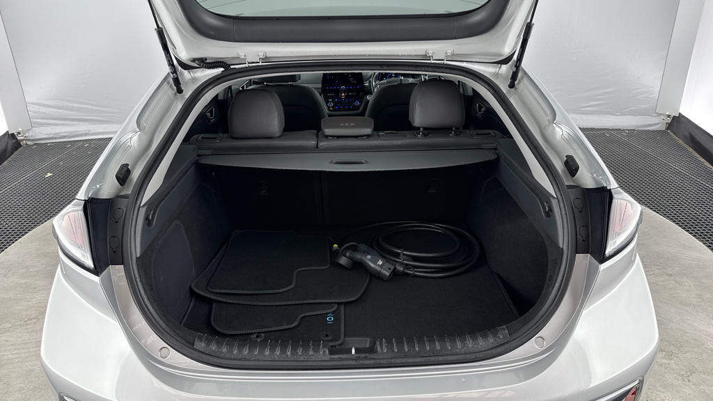 Hyundai Ioniq Hatchback Black #15