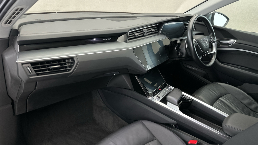 Audi E-tron 55 Suv Quattro 95Kwh 408 Ps Black #12