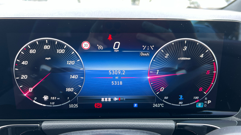 Mercedes-Benz GLA Class Gla 220D 4Matic Amg Line Premium Plus Grey #21