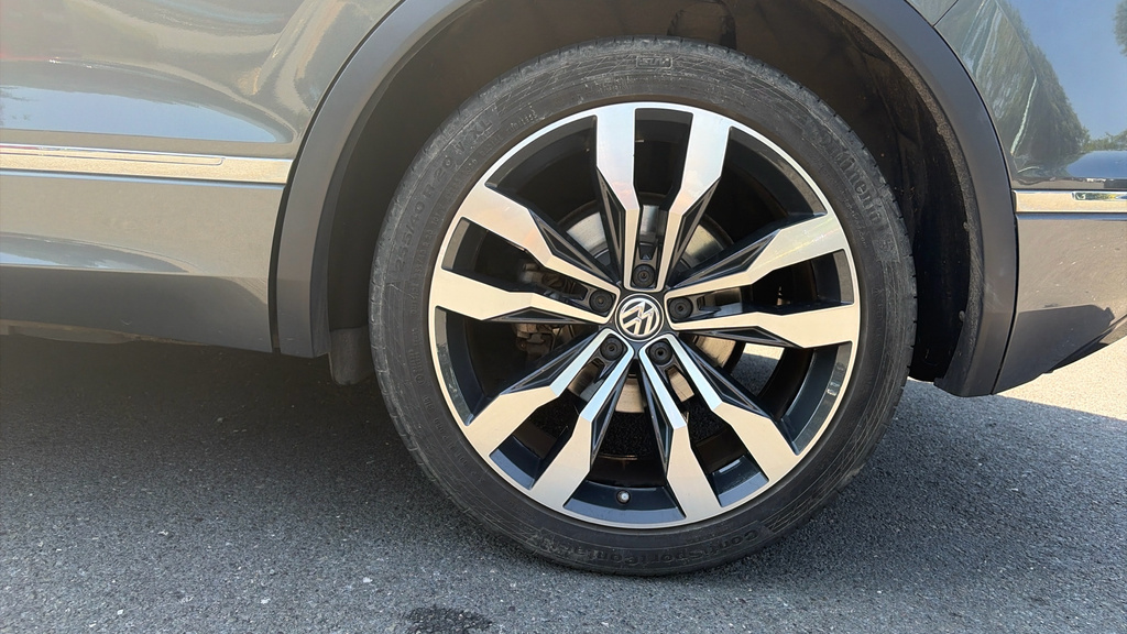 Volkswagen Tiguan R-line Tech Grey #27