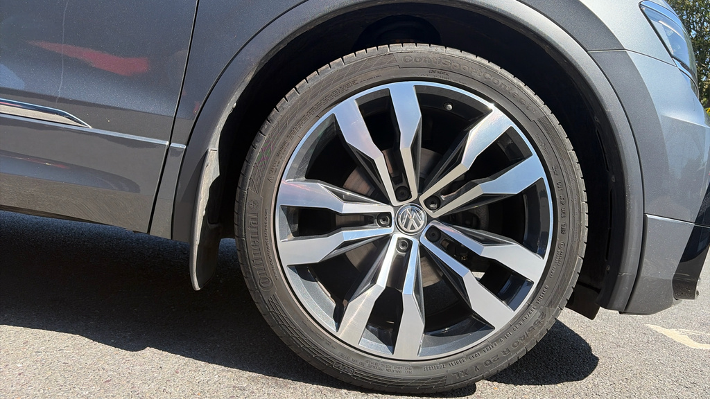 Volkswagen Tiguan R-line Tech Grey #29