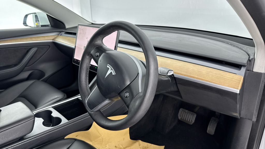 Tesla Model 3 Saloon Rwd 241 Bhp - Park Blue #9