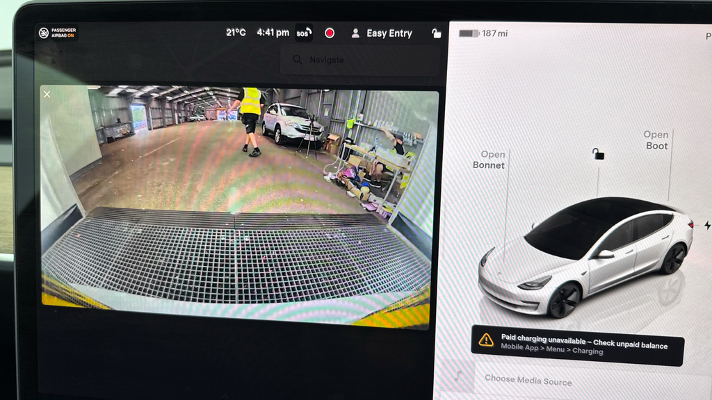 Tesla Model 3 Saloon Rwd 241 Bhp - Park Blue #24