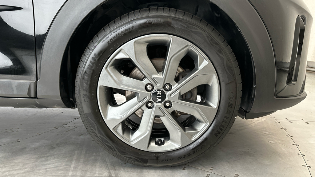 Kia Stonic 1.4 Mpi 2 Estate Red #25