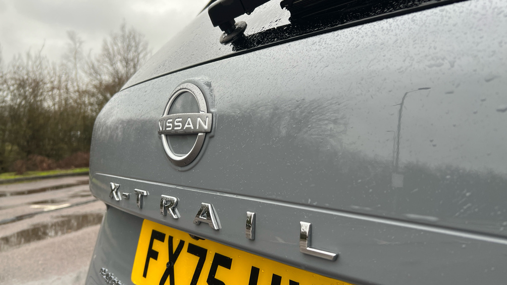 Nissan X-Trail N-connecta Silver #57