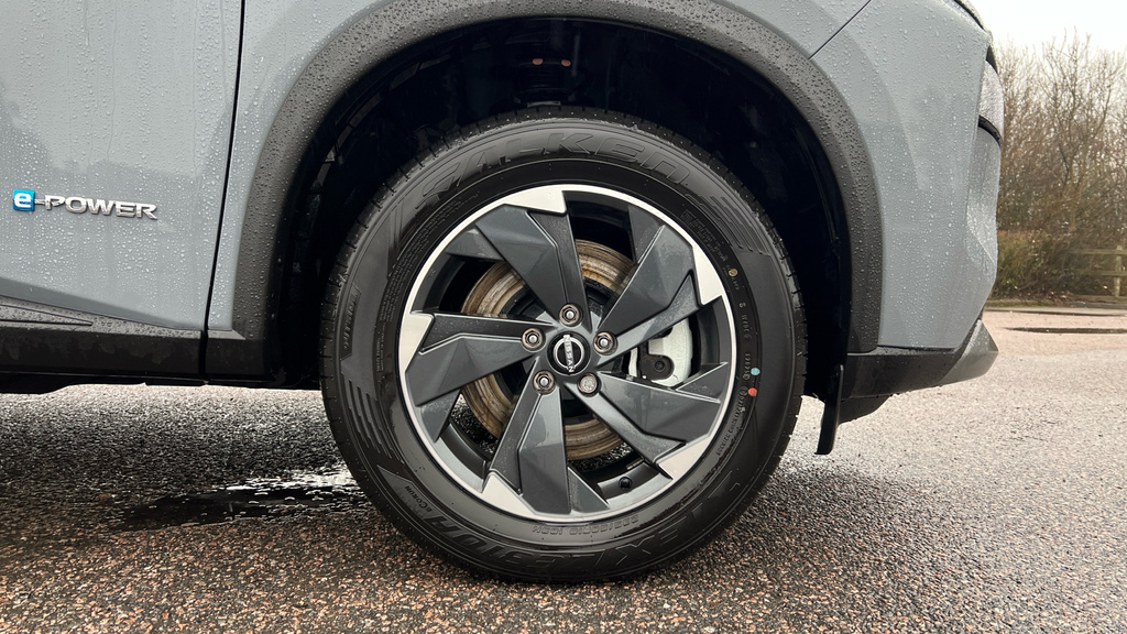 Nissan X-Trail N-connecta Silver #17