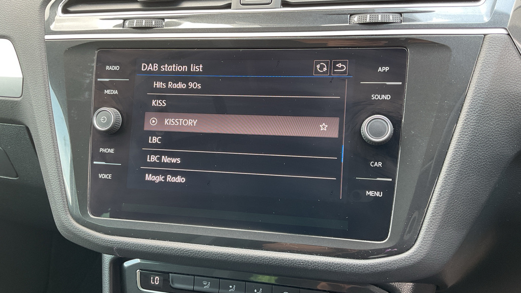 Volkswagen Tiguan Se Navigation Black #15