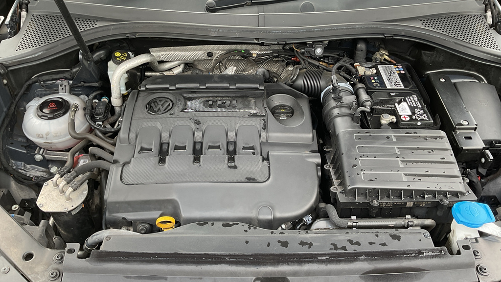 Volkswagen Tiguan Se Navigation Black #22
