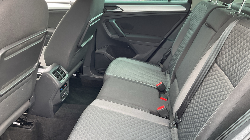 Volkswagen Tiguan Se Navigation Black #20