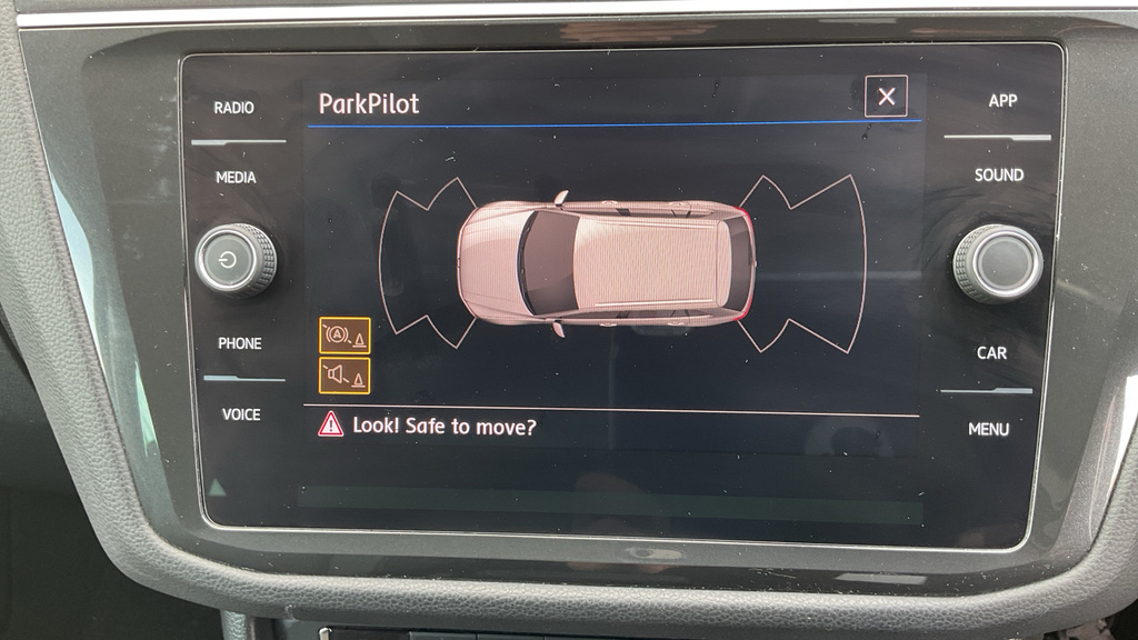 Volkswagen Tiguan Se Navigation Black #4