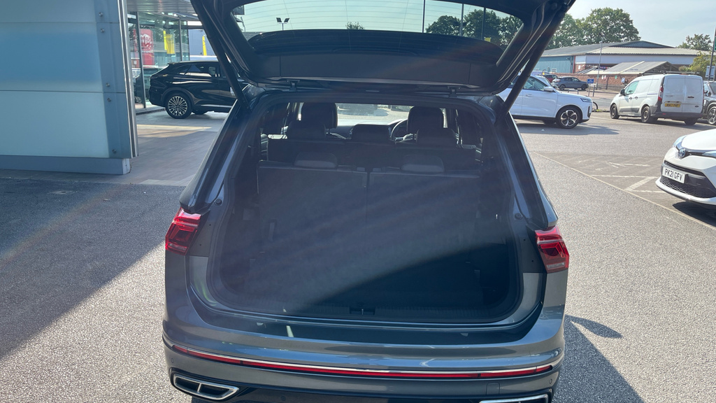 Volkswagen Tiguan Allspace Elegance Grey #15