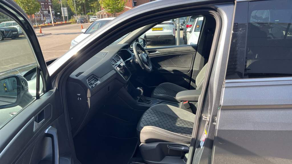Volkswagen Tiguan Allspace Elegance Grey #10