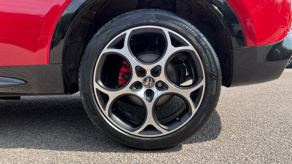 Alfa Romeo Tonale 1.5 Mhev Veloce Green #33