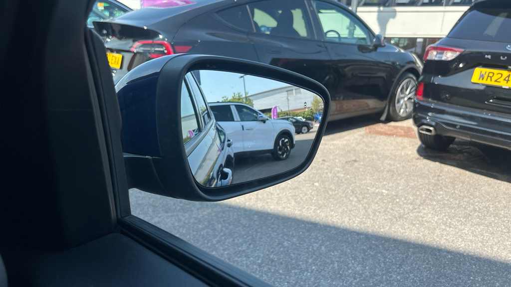 Ford Kuga 1.5 Ecoboost 150 St-line X Edition White #45