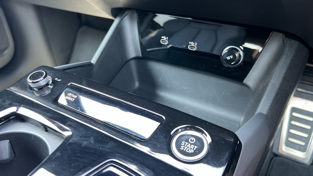 Audi Q6 E-Tron Q6 Suv Edition 1 E-tron Quattro 285,00 Kw White #39