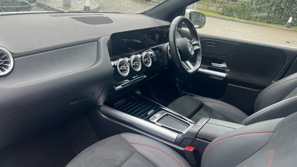 Mercedes-Benz B Class B 200 Amg Line Premium M Black #15