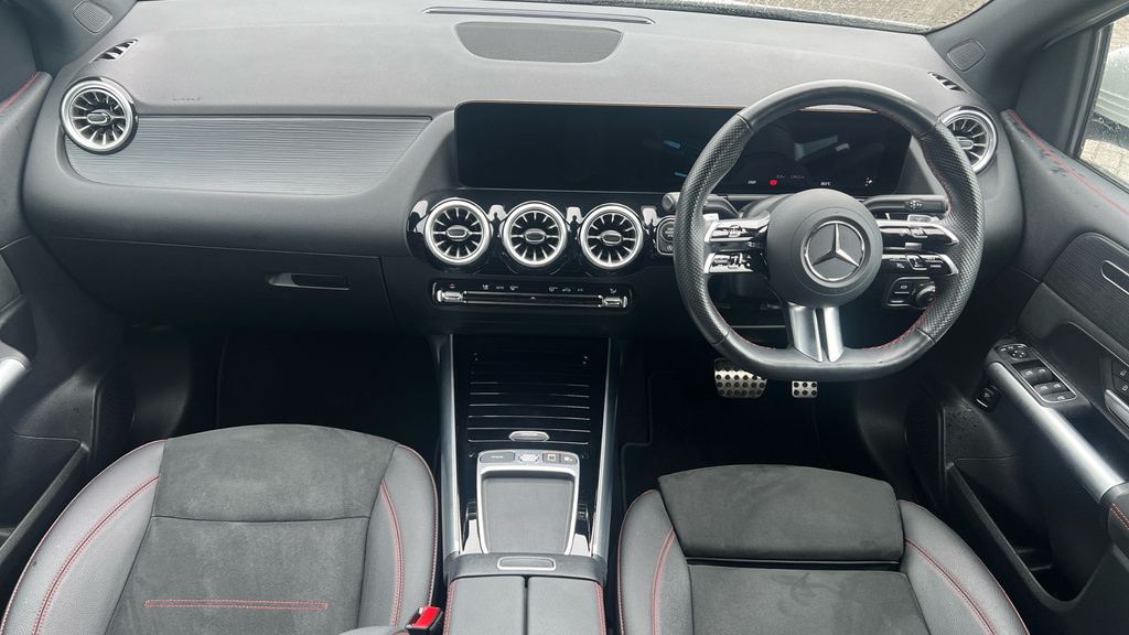 Mercedes-Benz B Class B 200 Amg Line Premium M Black #16