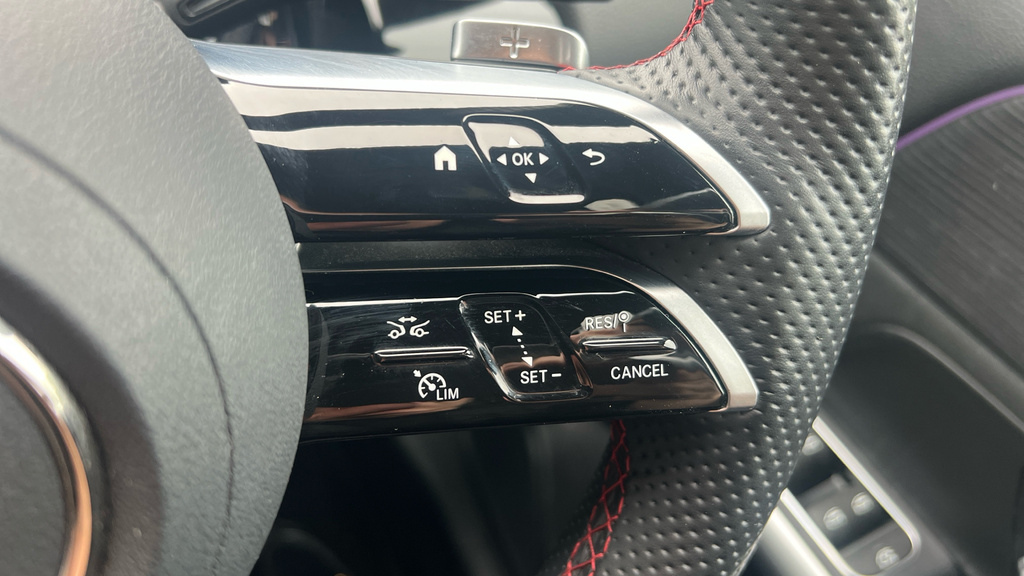 Mercedes-Benz B Class B 200 Amg Line Premium M Black #63