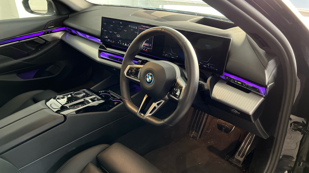 BMW 5 Series 530E M Sport Pro Blue #13