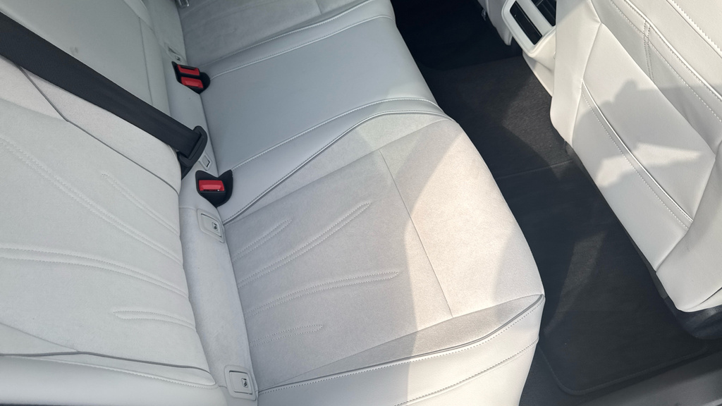 Volkswagen Passat 1.5 Etsi 150Ps Elegance Dsg Red #40