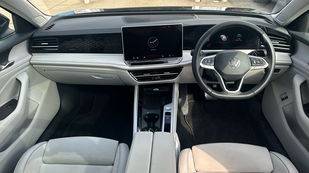 Volkswagen Passat 1.5 Etsi 150Ps Elegance Dsg Red #11