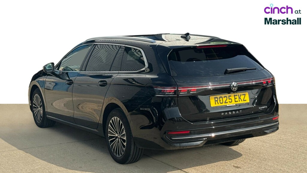 Volkswagen Passat 1.5 Etsi 150Ps Elegance Dsg Red #5