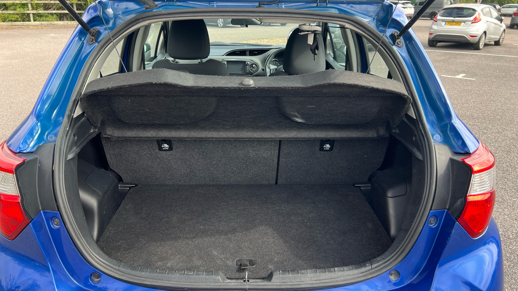 Toyota Yaris Grey #24