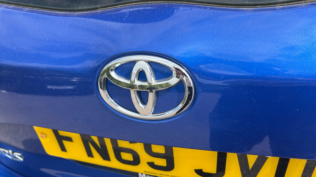 Toyota Yaris Grey #46