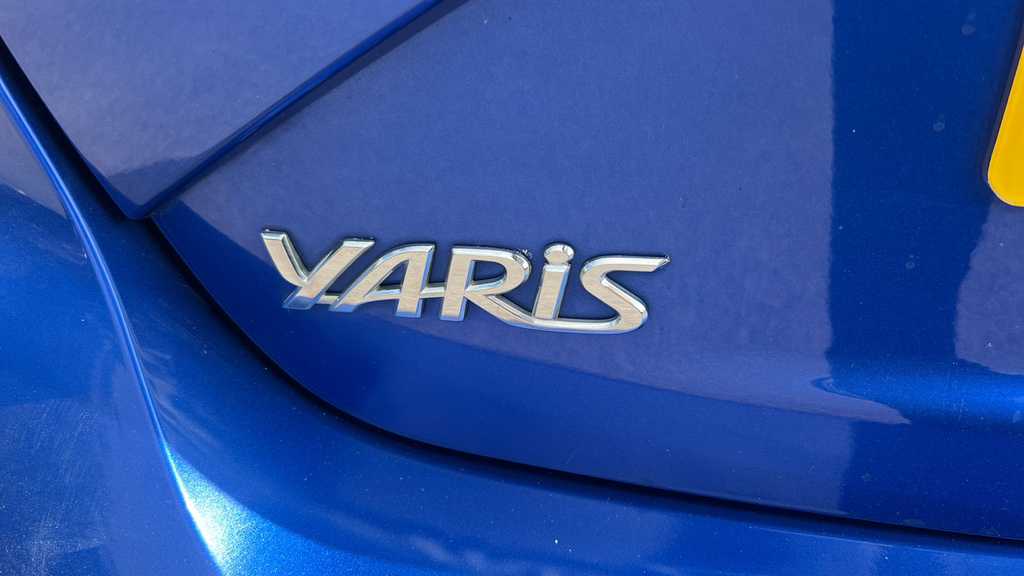 Toyota Yaris Grey #47