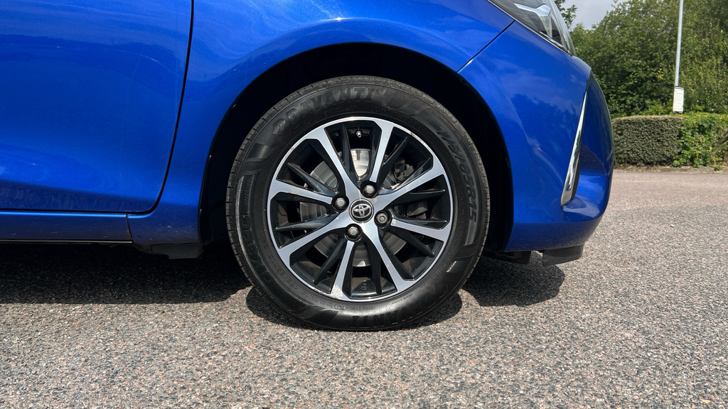 Toyota Yaris Grey #26
