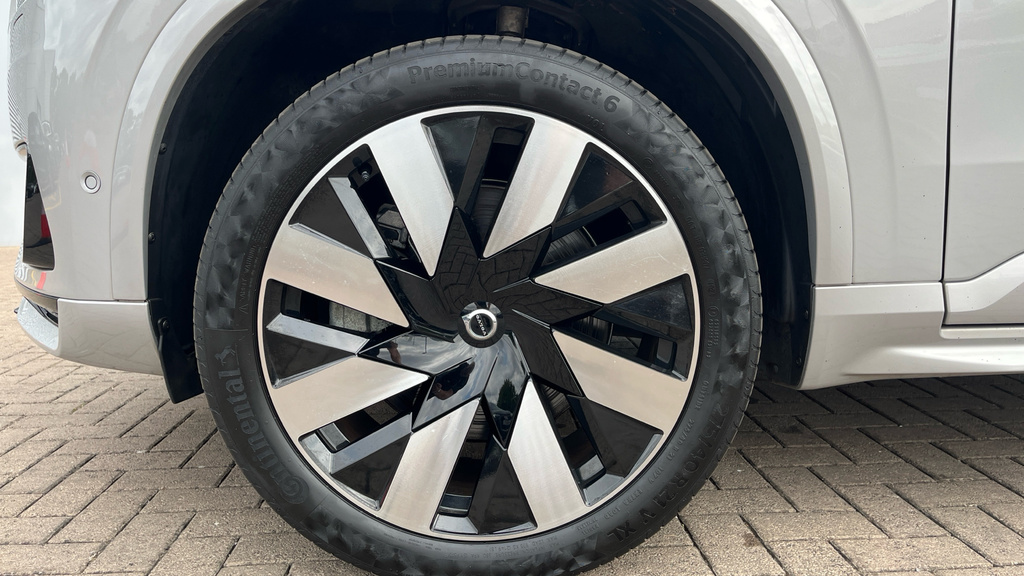 Volvo XC90 Ultimate B5 Awd 250 Hp 7 Seat Grey #19