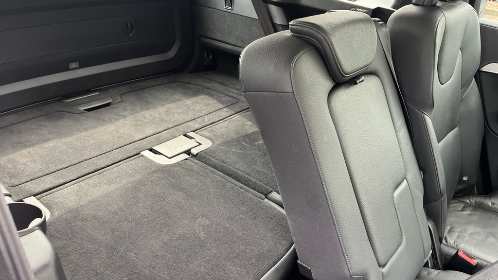 Volvo XC90 Ultimate B5 Awd 250 Hp 7 Seat Grey #53